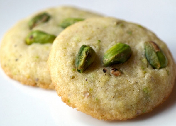 Pistachio cookies