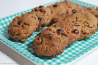 Chocolate chip cookies with cranberry &amp; pistachio
