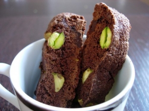 Cantucci al cioccolato di Modica e pistacchio di Bronte