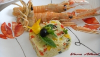 Scampi con tabule al peperoni e pistacchi di Bronte