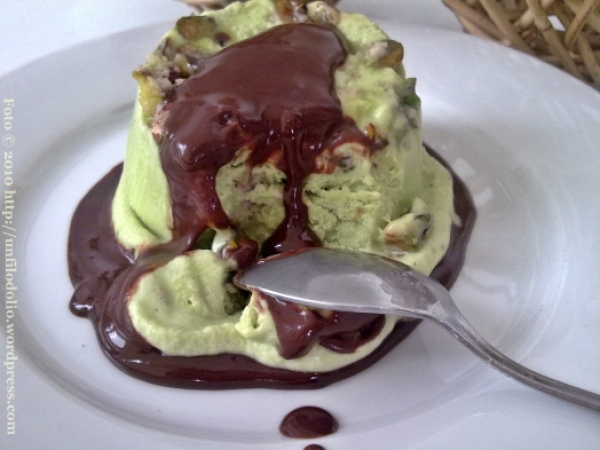 Semifreddo al pistacchio di Bronte con pasta pura