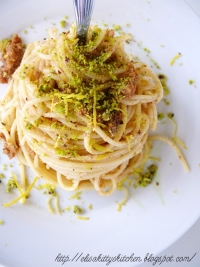 Spaghetti con bottarga, pistacchi di bronte e limone