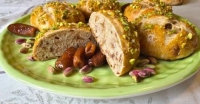 Panini con granella di pistacchio di Bronte e datteri